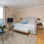 Grand Seeschloesschen Sea Retreat & 5* Timmendorfer Strand