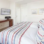 Hotel Grand Seeschloesschen Sea Retreat & 5*