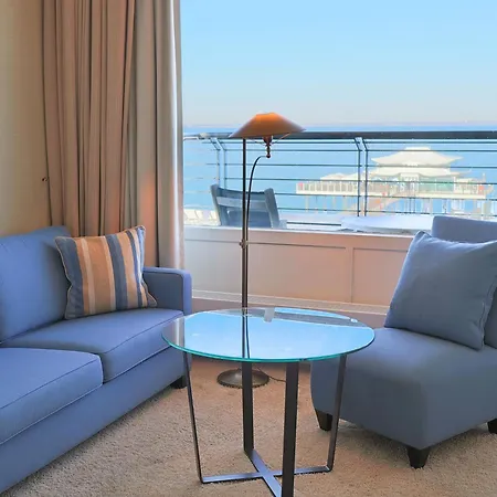 Grand Seeschloesschen Sea Retreat & 蒂门多弗施特兰德