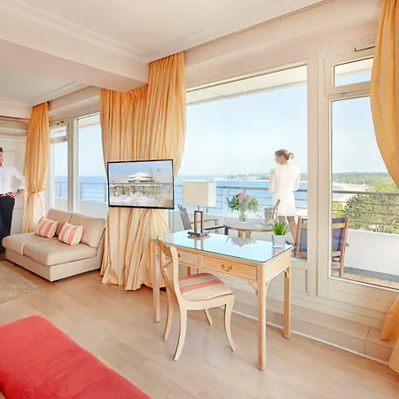 فندق Grand Seeschloesschen Sea Retreat &