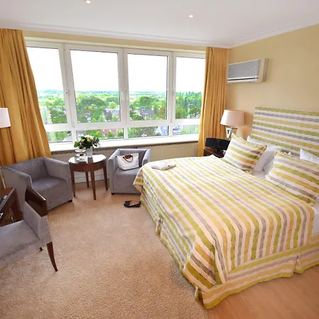 Grand Seeschloesschen Sea Retreat & فندق تيميندورفير ستراند
