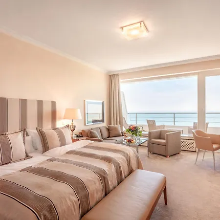 فندق Grand Seeschloesschen Sea Retreat & تيميندورفير ستراند