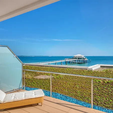 Grand Seeschloesschen Sea Retreat & فندق