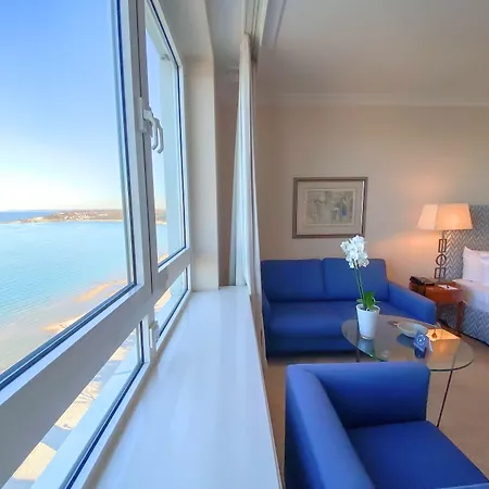Grand Seeschloesschen Sea Retreat & فندق تيميندورفير ستراند