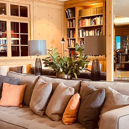 فندق Grand Seeschloesschen Sea Retreat & تيميندورفير ستراند