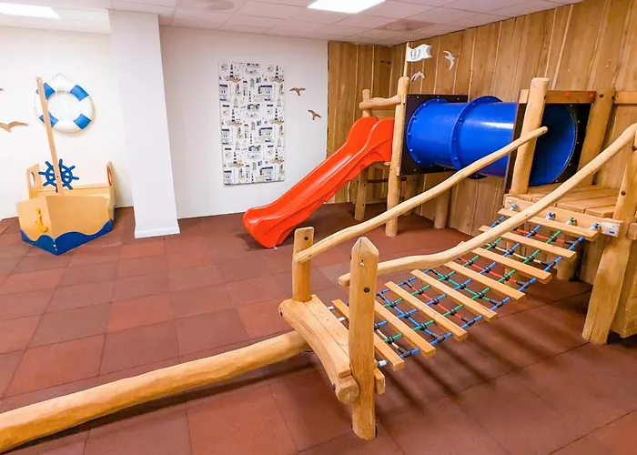 Grand Seeschloesschen Sea Retreat & Timmendorfer Strand