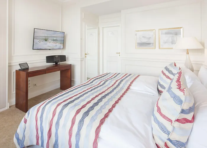 Hotel Grand Seeschloesschen Sea Retreat & 5*